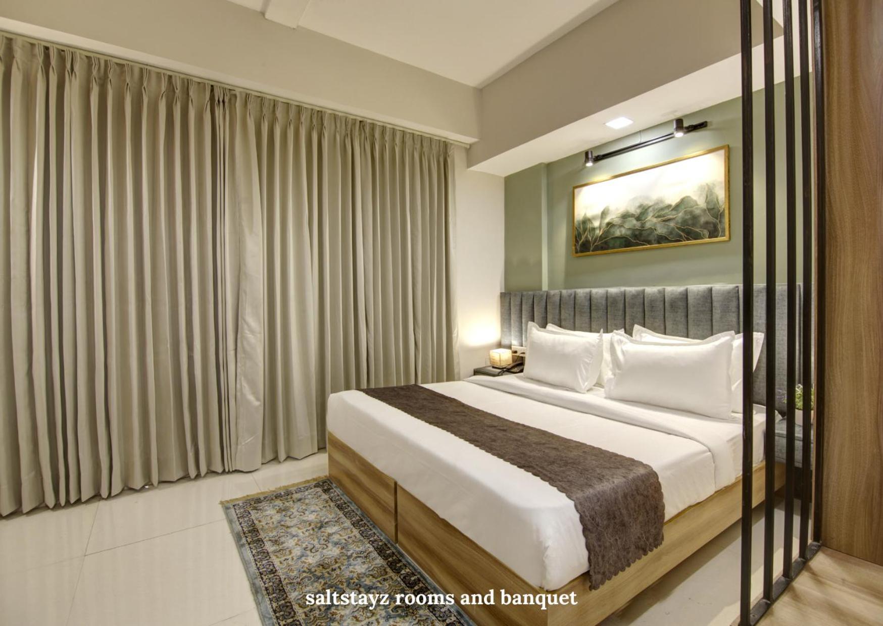 Saltstayz Premier Executive Serviced Apartment - Golf Course Extension Road Gurgaon Exterior photo